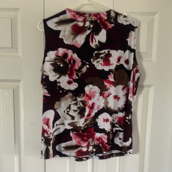 Floral Sleeveless Top - Black, Pink, Brown - Picture 2 of 3